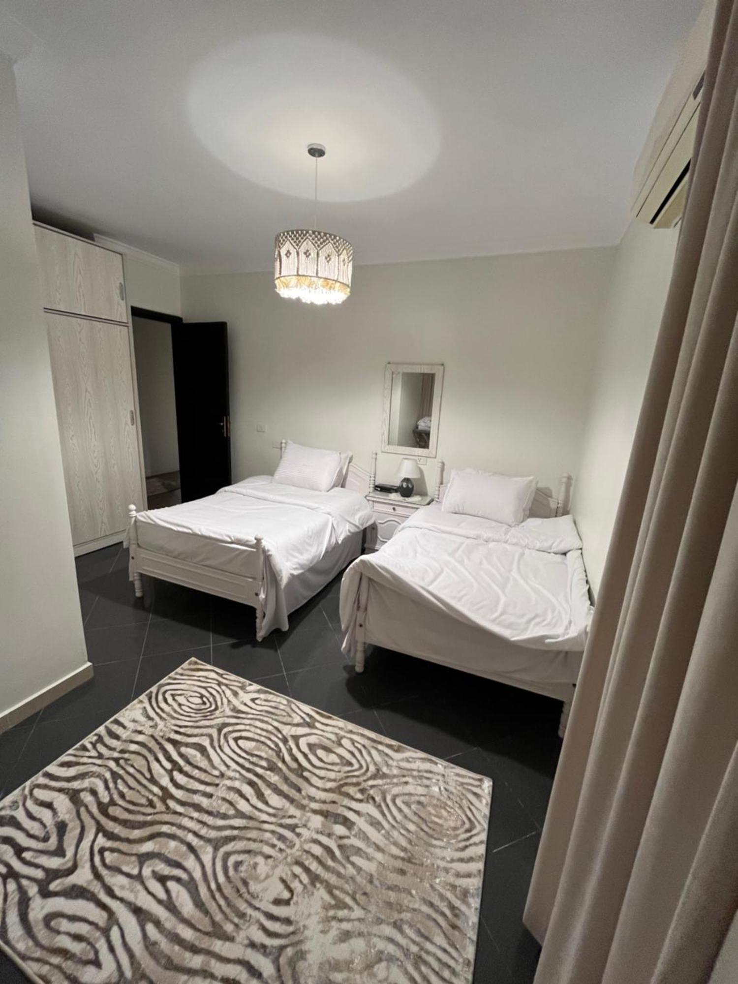 Apartment Luxury 3bd In Mohandseen *