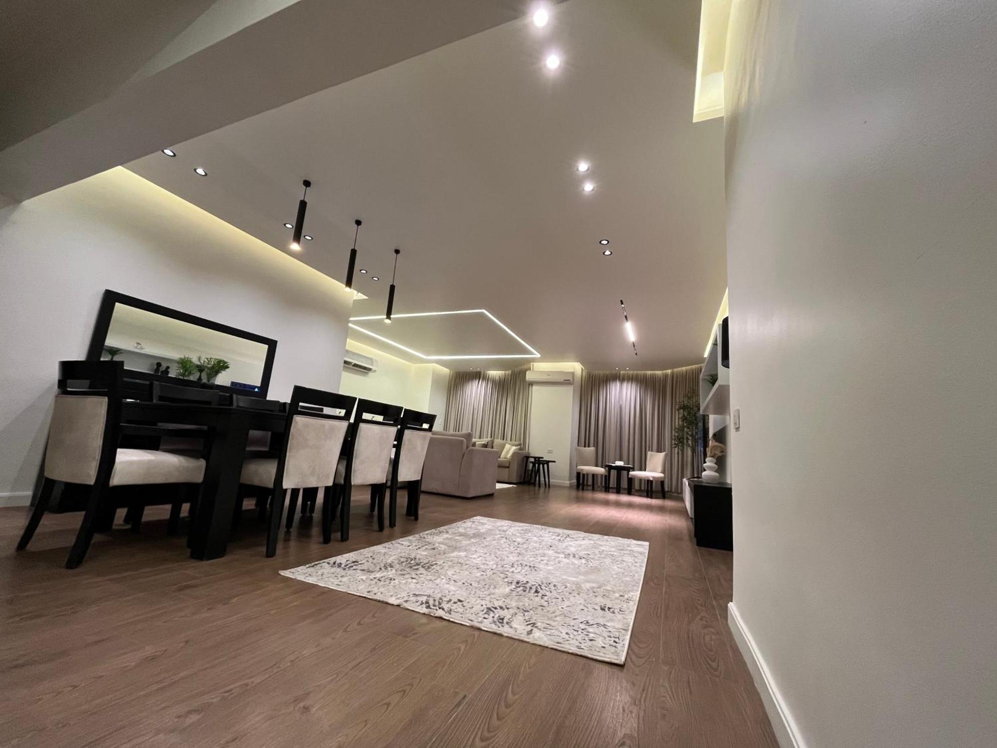 Luxury 3bd In Mohandseen Cairo