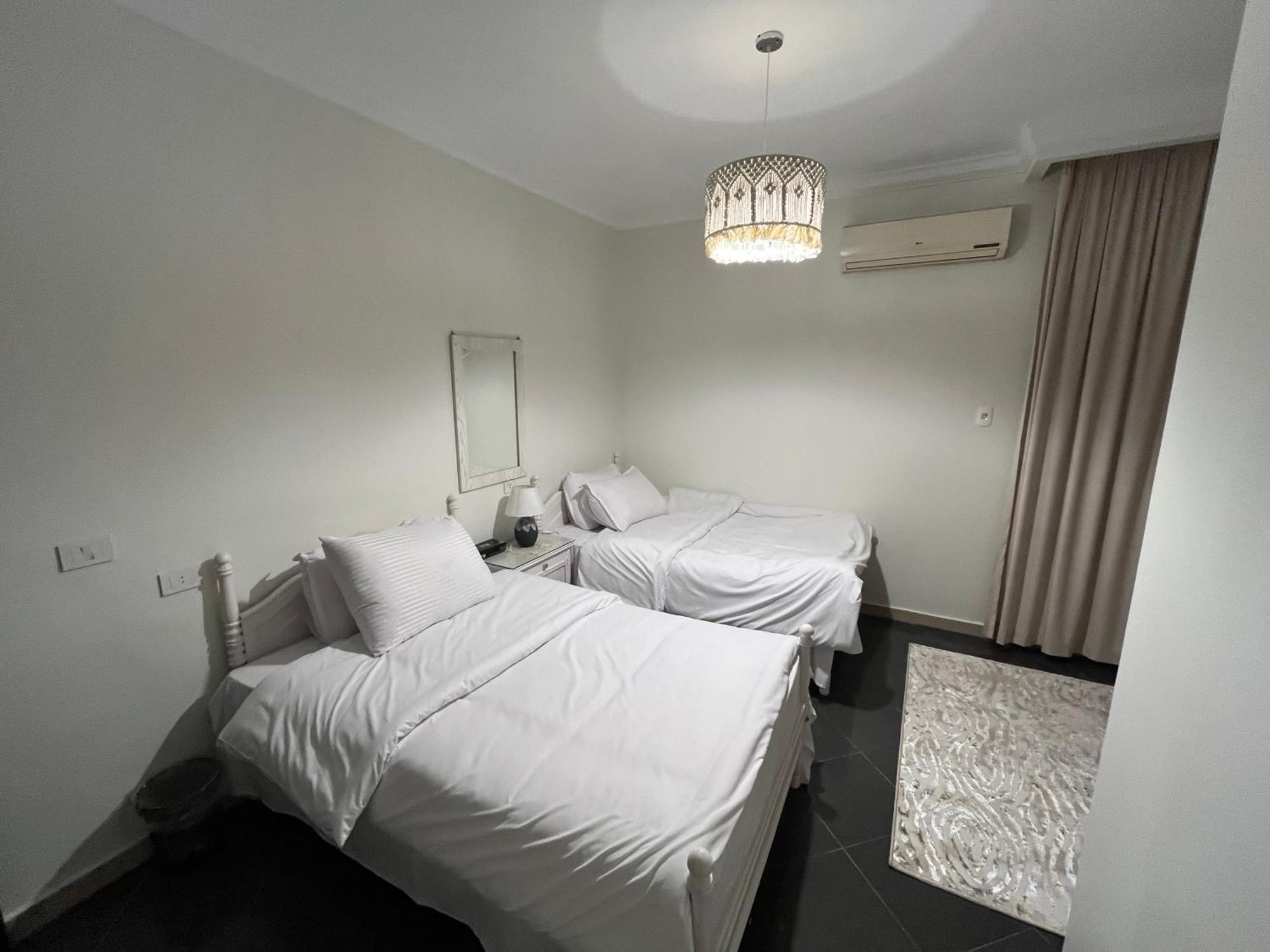 Apartment Luxury 3bd In Mohandseen Cairo