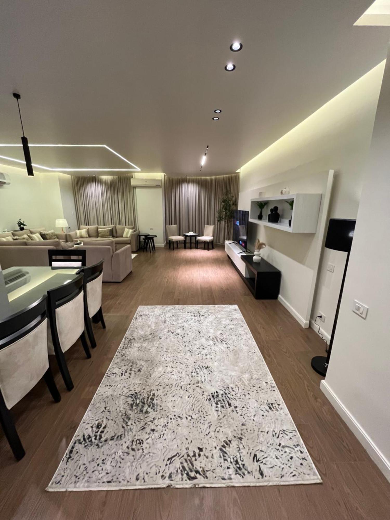 Luxury 3bd In Mohandseen *