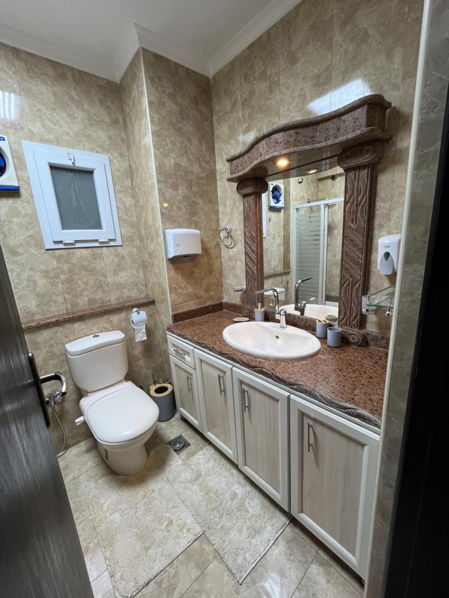 Apartment Luxury 3bd In Mohandseen Cairo